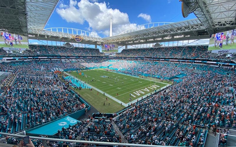 国足边路防,守成功,韦世豪遭遇,赌博导航,赌博网站排行榜